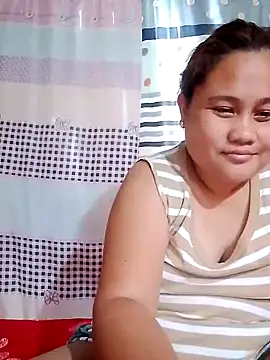 Snapshot of Weng_31 chatting on October 5, 2025, 2:43 am Weng 31 online show from October 5, 2025, 2:43 am