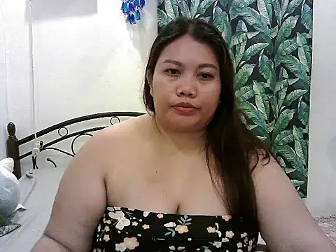 Snapshot of Bubble_Buns chatting on September 22, 2025, 6:10 pm Bubble Buns online show from September 22, 2025, 6:10 pm