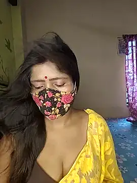 Snapshot of Love143A chatting on May 8, 2026, 8:52 am Love143A online show from May 8, 2026, 8:52 am