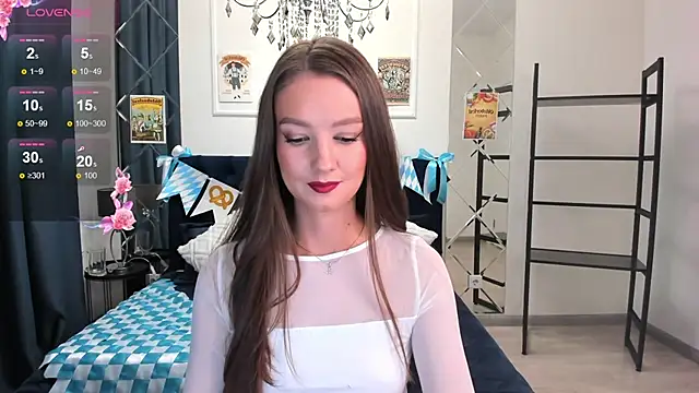 LoraSunnyy online show from September 22, 2025, 8:38 am