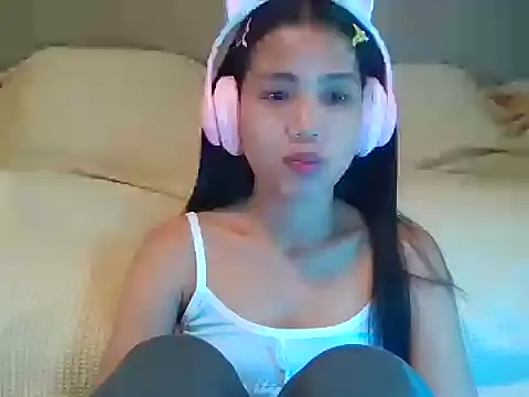 Snapshot of AnnewithanE chatting on September 17, 2025, 3:08 am AnnewithanE online show from September 17, 2025, 3:08 am