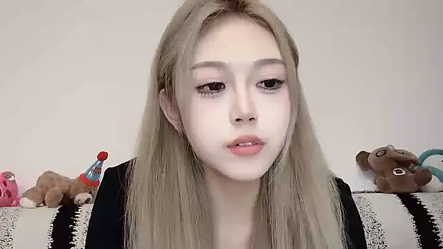 XingKongCOCO-107 online show from October 9, 2025, 1:09 pm