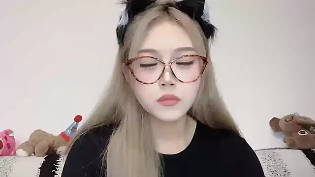 XingKongCOCO-107 online show from October 10, 2025, 10:14 am