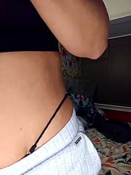 Filthymaddymilfy25 online show from February 5, 2026, 5:45 am