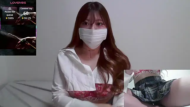 Snapshot of eri_0824 chatting on September 9, 2025, 10:37 am eri 0824 online show from September 9, 2025, 10:37 am