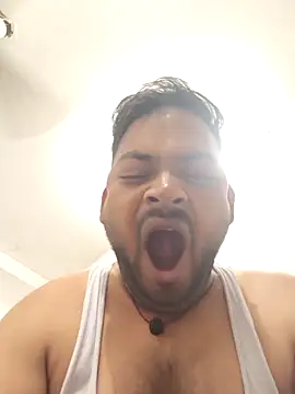 xyz-indian online show from October 8, 2025, 7:33 pm