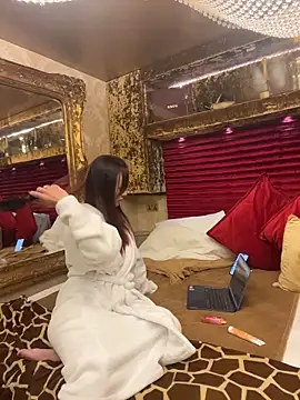 Snapshot of 69sexylife chatting on December 17, 2025, 4:46 pm 69sexylife online show from December 17, 2025, 4:46 pm