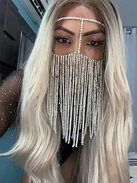 gataloiraa online show from April 2, 2026, 5:38 am