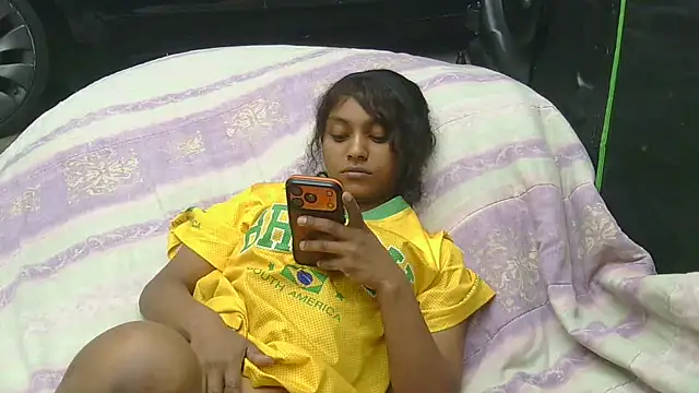 Snapshot of Gmajor chatting on April 6, 2026, 8:32 pm Gmajor online show from April 6, 2026, 8:32 pm