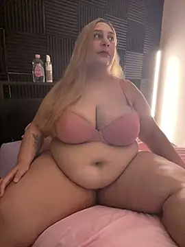 SpicyThic online show from May 28, 2026, 9:56 pm