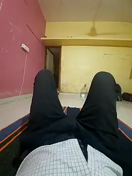 Snapshot of choot_paglu chatting on October 13, 2025, 11:43 am choot paglu online show from October 13, 2025, 11:43 am