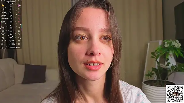 Snapshot of VineciaDestors chatting on September 24, 2025, 4:10 pm VineciaDestors online show from September 24, 2025, 4:10 pm