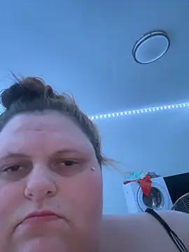 bigmamavirgo01 online show from October 20, 2025, 1:11 pm