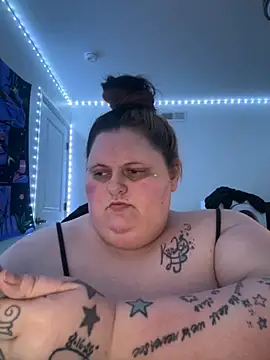 bigmamavirgo01 online show from October 30, 2025, 12:28 pm