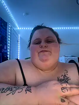 bigmamavirgo01 online show from October 31, 2025, 6:31 pm