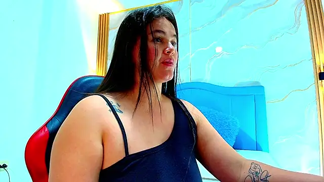 Snapshot of anapau_cooper chatting on February 19, 2026, 5:58 am anapau cooper online show from February 19, 2026, 5:58 am