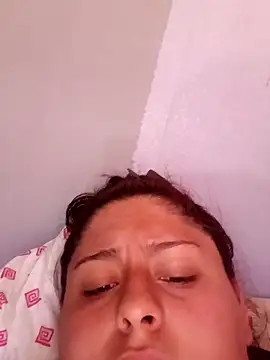 tudiablitalitabellaaa online show from April 1, 2026, 6:16 pm