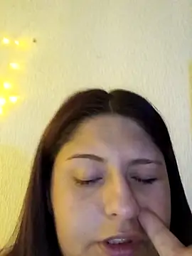 tudiablitalitabellaaa online show from April 8, 2026, 5:29 am