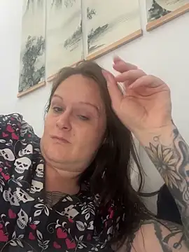 Snapshot of sinfful-secrets@xh chatting on October 17, 2025, 6:10 pm sinfful-secretsxh online show from October 17, 2025, 6:10 pm