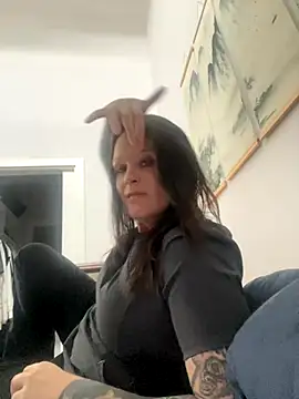 Snapshot of sinfful-secrets@xh chatting on October 22, 2025, 7:35 pm sinfful-secretsxh online show from October 22, 2025, 7:35 pm