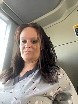 Snapshot of sinfful-secrets@xh chatting on October 30, 2025, 10:21 pm sinfful-secretsxh online show from October 30, 2025, 10:21 pm