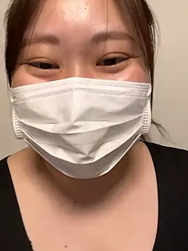 Snapshot of shimera-nohime25 chatting on November 27, 2025, 10:06 am shimera-nohime25 online show from November 27, 2025, 10:06 am