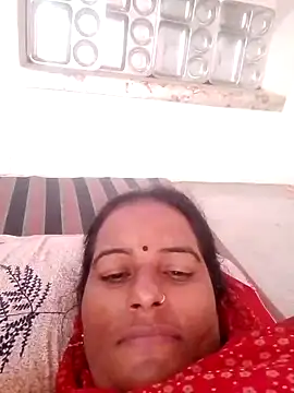 Suhani hot12 online show from October 24, 2025, 7:16 am