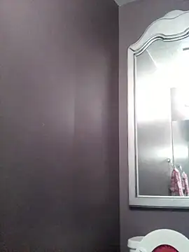 Snapshot of Fine10ne chatting on December 16, 2025, 7:46 am Fine10ne online show from December 16, 2025, 7:46 am