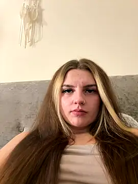 Summer21k online show from November 20, 2025, 10:20 pm