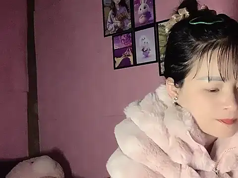 Star-sweet online show from November 3, 2025, 4:36 am