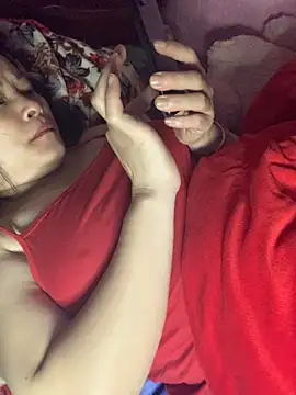 Star-sweet online show from November 12, 2025, 8:08 pm