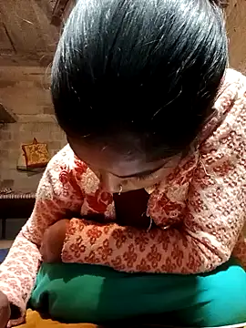 sadhna200 online show from November 3, 2025, 7:04 pm