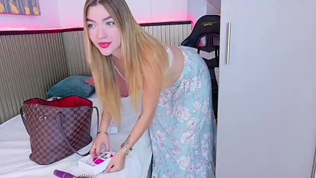 Sammy Lovee online show from December 5, 2025, 7:21 pm