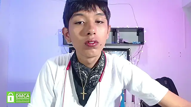 MAXIMILIANO  HOT online show from September 26, 2025, 5:39 pm