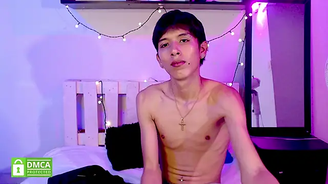MAXIMILIANO  HOT online show from October 8, 2025, 2:25 pm