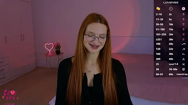 CuteAriel7 online show from October 9, 2025, 3:32 pm