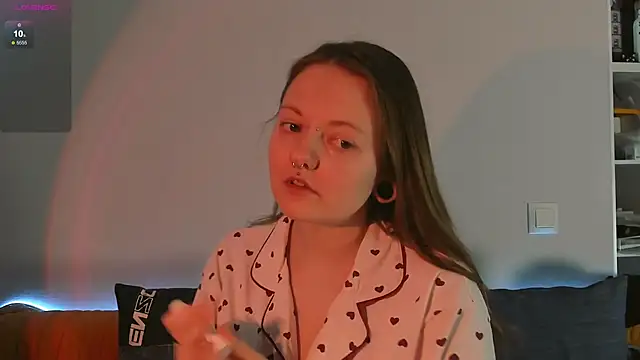 WonderConnie1 online show from January 12, 2026, 8:08 am