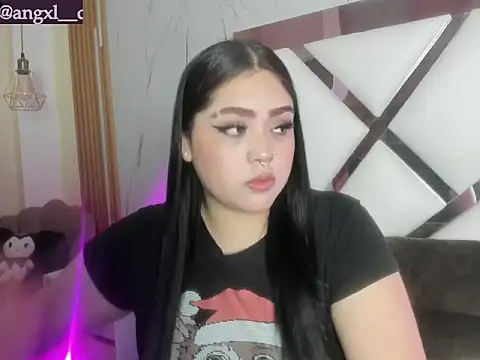 Snapshot of im_bunny__ chatting on April 21, 2026, 11:49 am im bunny online show from April 21, 2026, 11:49 am