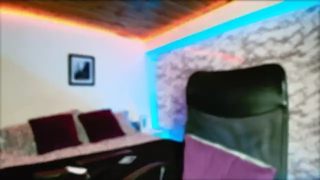 Gabbysweet0 online show from October 18, 2025, 1:52 am