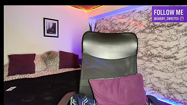 Gabbysweet0 online show from November 22, 2025, 12:53 am