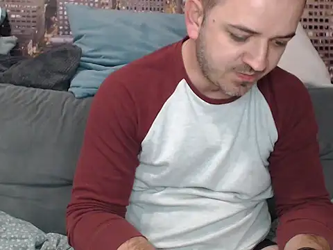 blowurmind27 online show from September 26, 2025, 8:02 pm