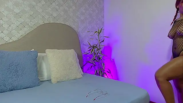 Snapshot of RILLEY_ALLEN chatting on November 6, 2025, 7:15 pm RILLEY ALLEN online show from November 6, 2025, 7:15 pm