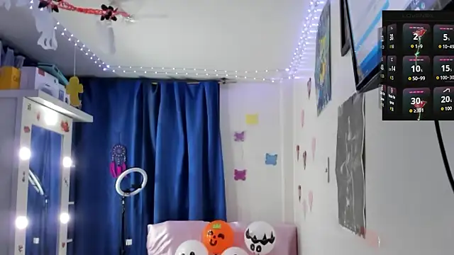 Megan Darcy online show from October 21, 2025, 11:05 pm