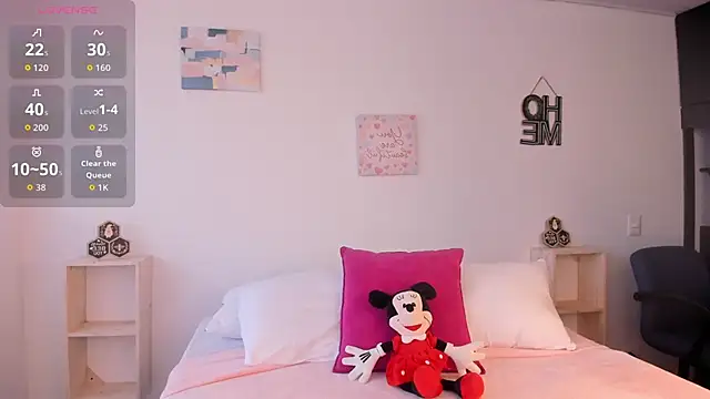 Natalia  Miller online show from September 10, 2025, 8:53 pm