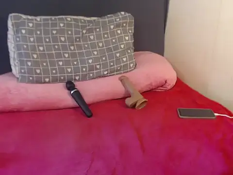 Hotgirl87 online show from October 5, 2025, 11:30 am