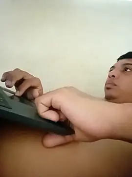 Zoro25  online show from December 17, 2025, 6:30 am