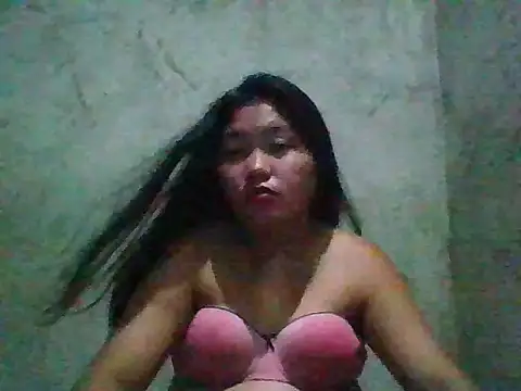 nikki zapphire online show from October 15, 2025, 10:48 am