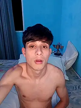 matiatr1112 online show from November 3, 2025, 12:57 am