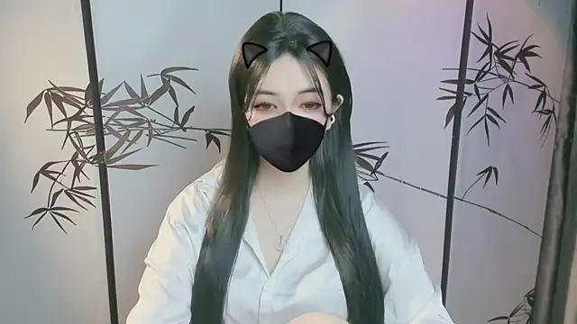 Snapshot of Sparkly_Candy chatting on October 25, 2025, 2:35 pm Sparkly Candy online show from October 25, 2025, 2:35 pm