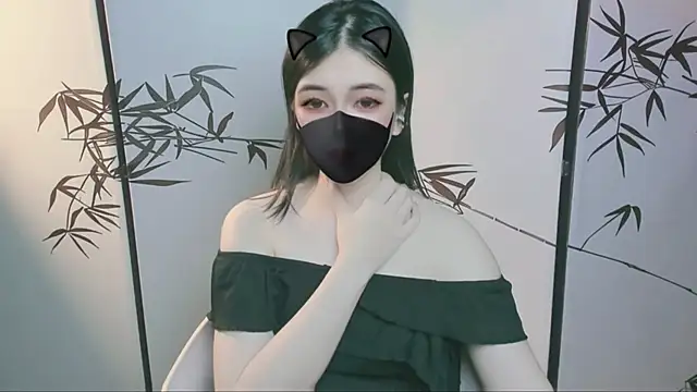 Snapshot of Sparkly_Candy chatting on November 23, 2025, 3:01 pm Sparkly Candy online show from November 23, 2025, 3:01 pm